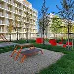 Ba With Free Garage Parking And Garden Bratislava