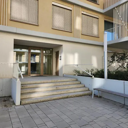 Ba With Free Garage Parking And Garden Братислава