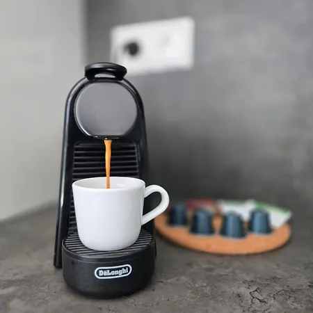 Ba With Free Garage Parking And Garden Διαμέρισμα *