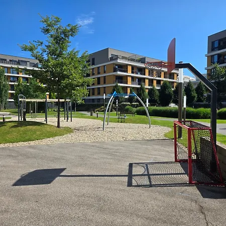 Ba With Free Garage Parking, Huge Outside Area * Bratislava