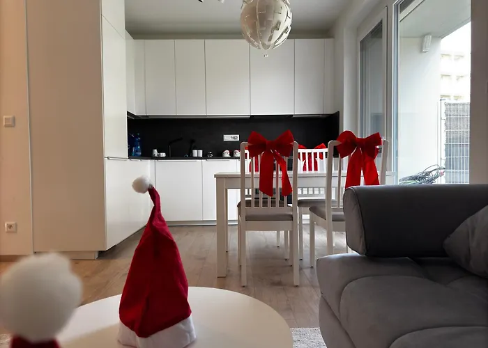 Appartement Ba With Free Garage Parking And Garden *